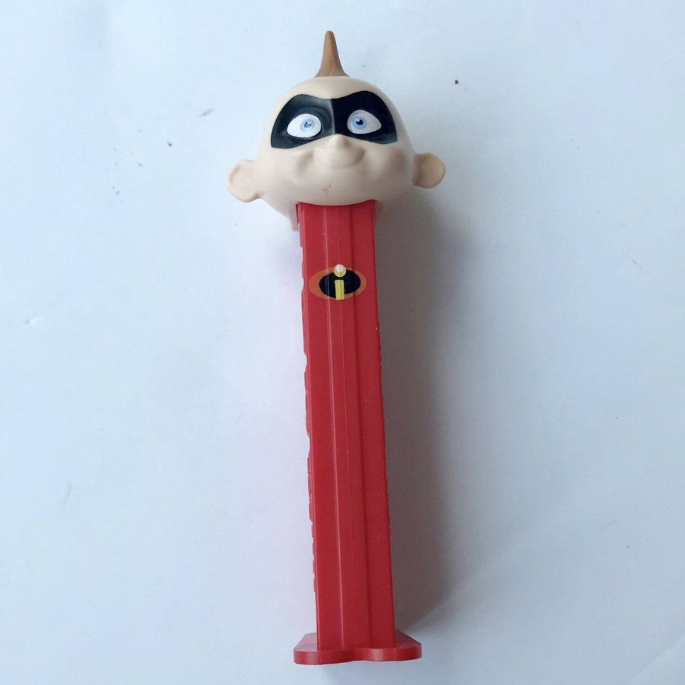5/$25 Incredible Pez Dispenser Toy
